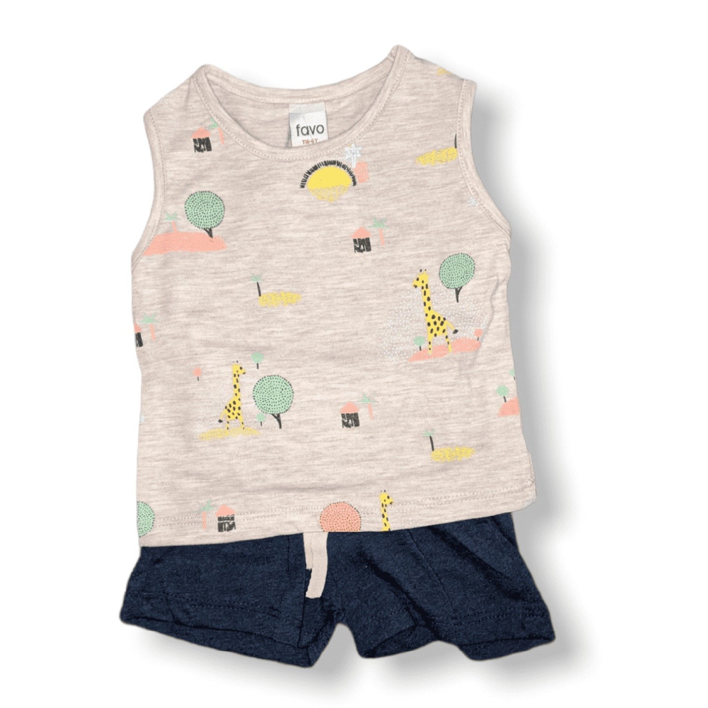 Giraffe Shorts T-Shirt Set [Little Stitches Boutique]